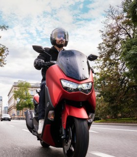 125cc motorcycle-scooter school (125B law), in Bucharest