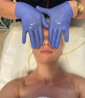 Tratament facial de curatare si hidratare, in Iasi