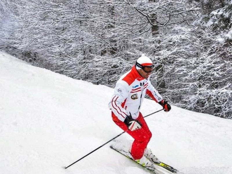 Ski lesson with family or friends