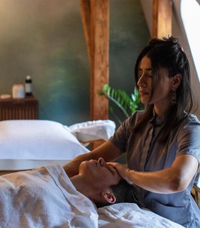 WELL BEING Ritual in Bucharest - therapeutic massage and reflexotherapy
