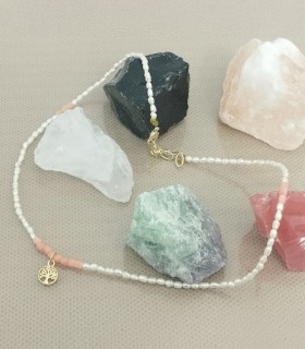 Atelier creativ in Bucuresti - Creeaza un colier cu Perle si Cristale naturale