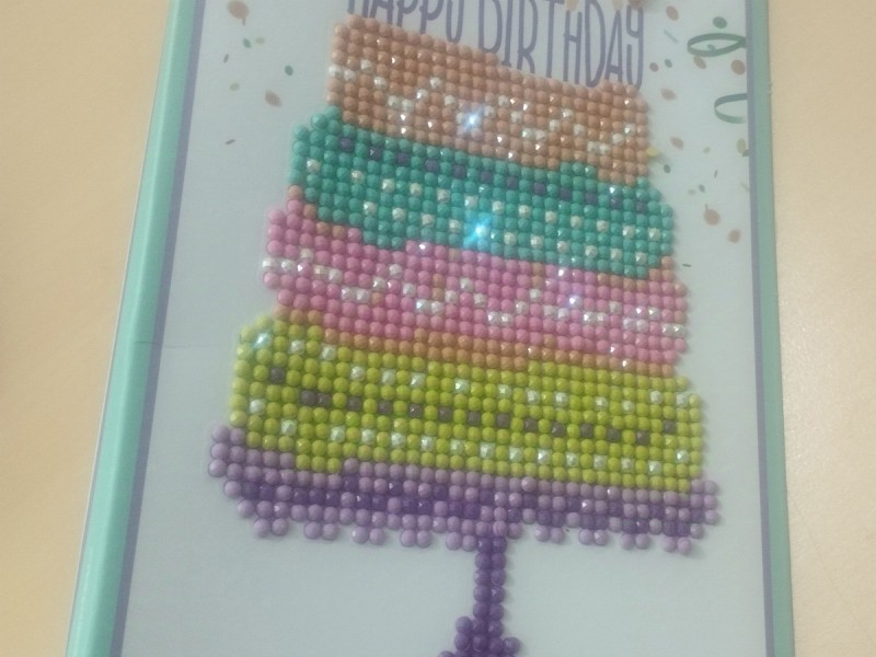 Atelier creativ in Bucuresti - Picteaza obiecte personale sau decoratiuni cu diamante