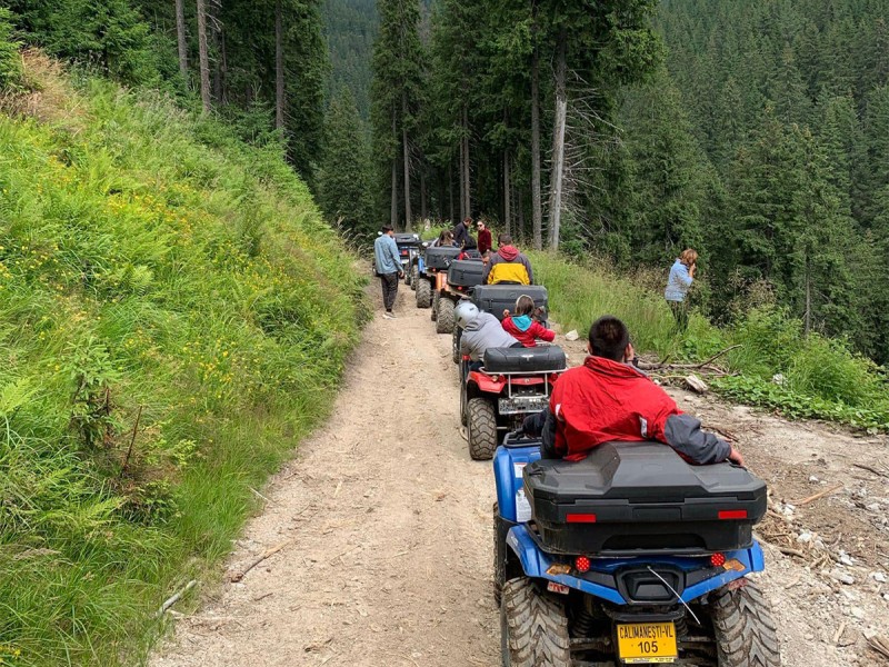 Adrenaline vacation in Gorj: 2 nights at the mansion and ATV or 4x4 ride