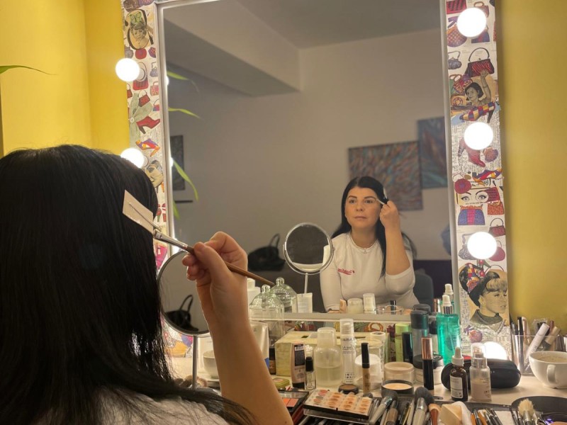 Be your own Make-up Artist - Self Make-up Course