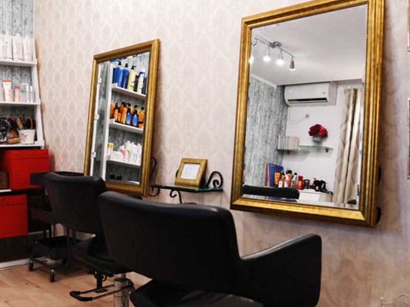 Keratin hair repair and straightening treatment in Bucharest