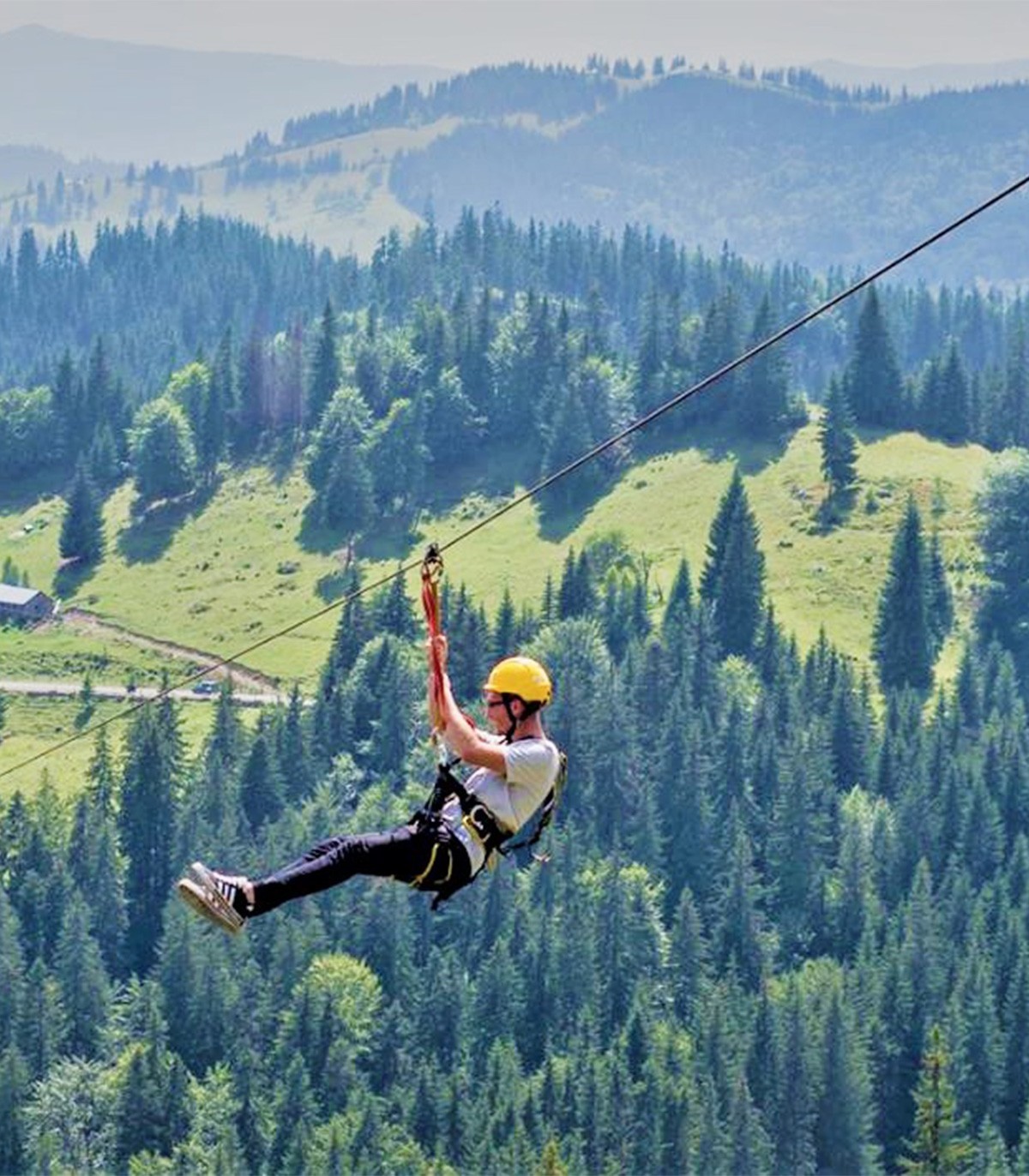 Mega Tiroliana Bucovina - Adventure on the largest zip line in Romania