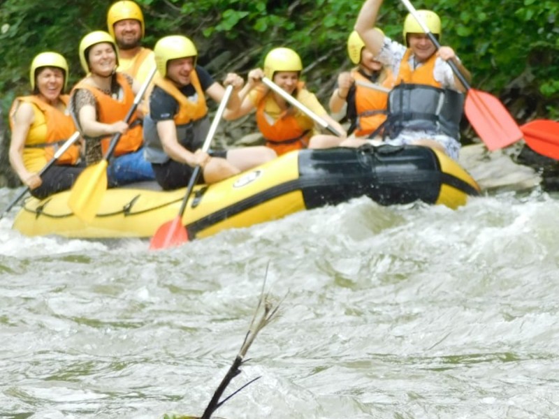 Aventura pe apa - Rafting pe raul Bistrita