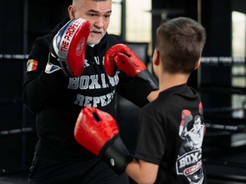 Abonament de box cu Leonard Doroftei, pentru copii si adulti, in Bucuresti