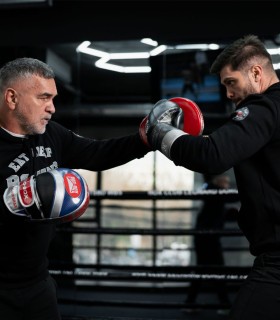Individual boxing session with Bili Mustafa, in Bucharest