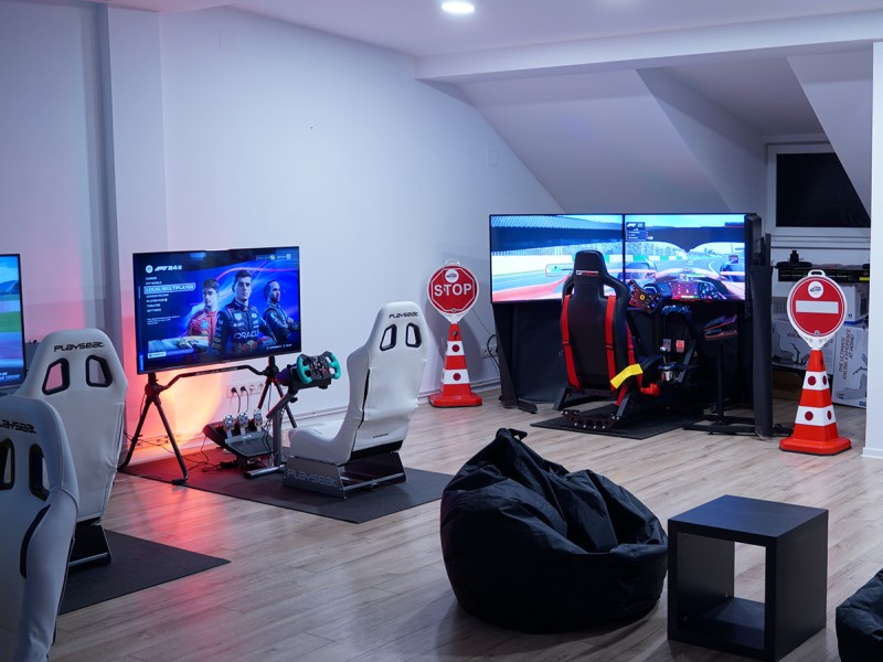 Car racing simulator in Cluj