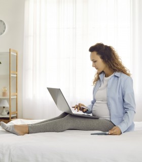 Cadou pentru viitoarele mamici - curs lamaze online