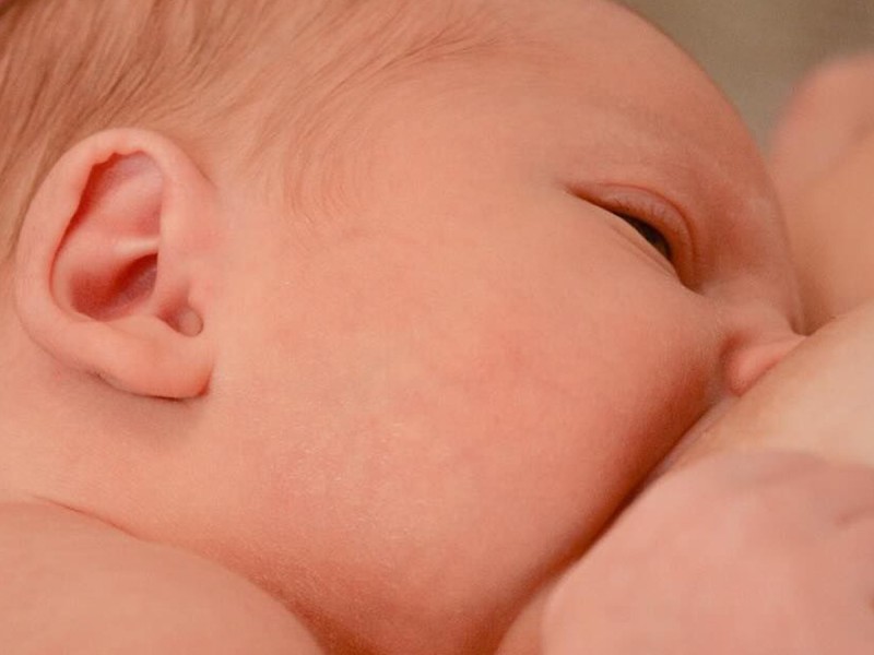 Breastfeeding consultation with Sorana Muresan, online or in Bucharest