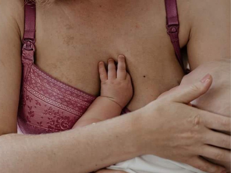 Breastfeeding consultation with Sorana Muresan, online or in Bucharest