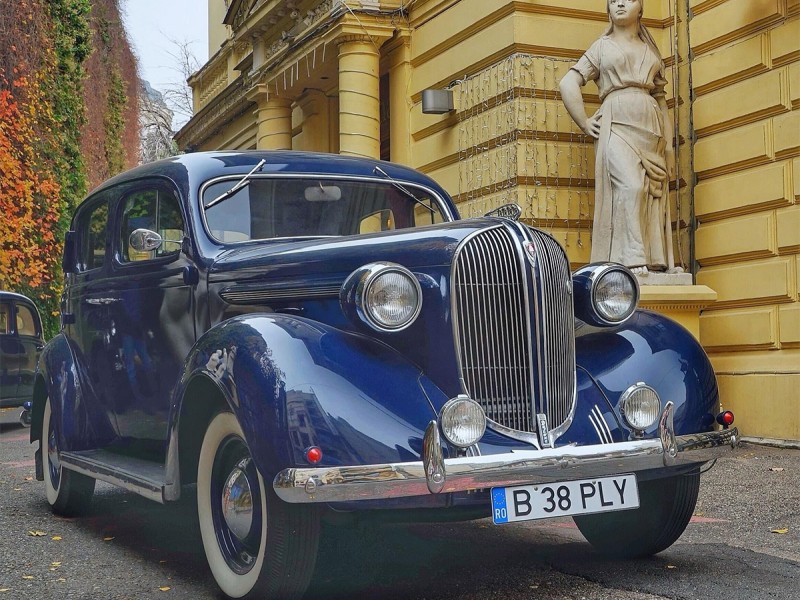 Plimbare cu masina de epoca si rasfat in doi la SPA in Bucuresti