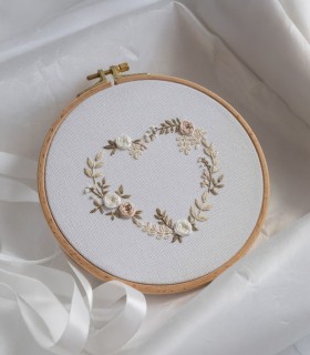 Fire de suflet -Arta broderiei manuale online