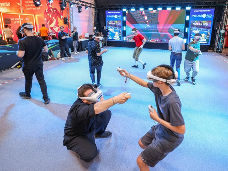 Get lost in the world of VR with your friends in Bucharest!