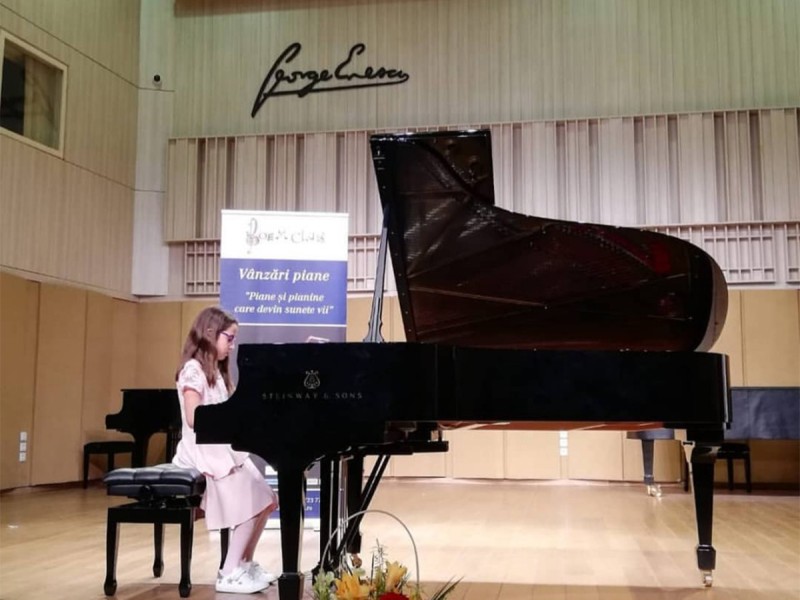 Harmony of music - keyboard, string, drum, and singing lessons in Bucharest