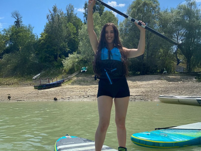 Stand up paddle - vasleste pe placa de surf in delta Neajlovului