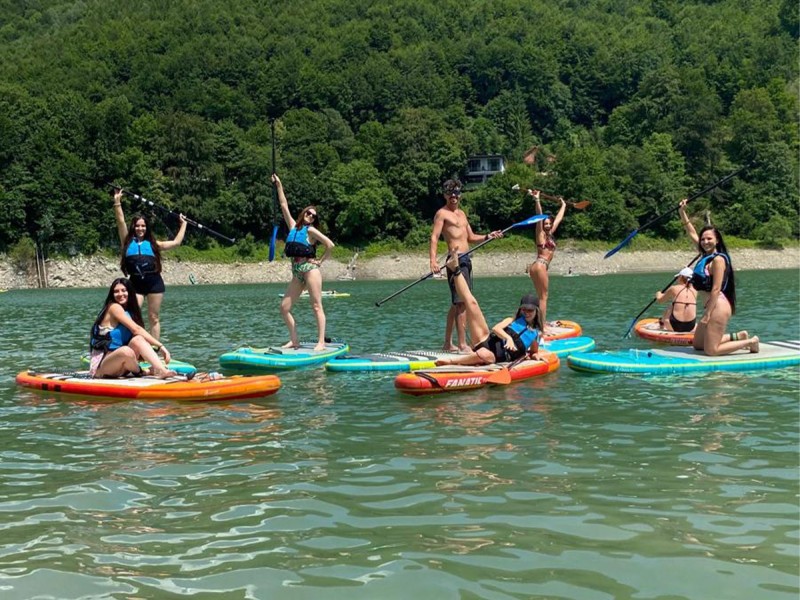 Stand up paddle - vasleste pe placa de surf in delta Neajlovului