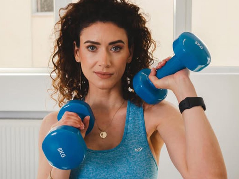 Sari, Tonifiaza, Zambeste - Kangoo Jumps si Functional Training, in Voluntari