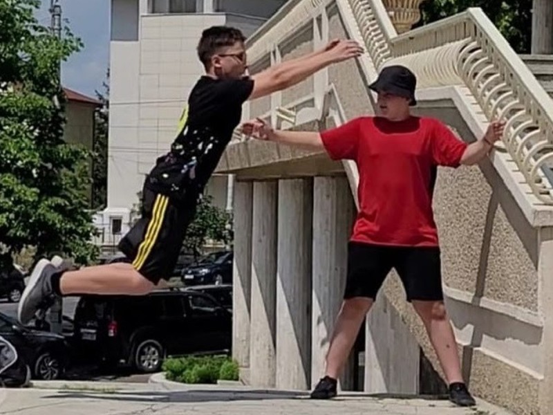 Antrenamente private de acrobatii si parkour in siguranta in Bucuresti