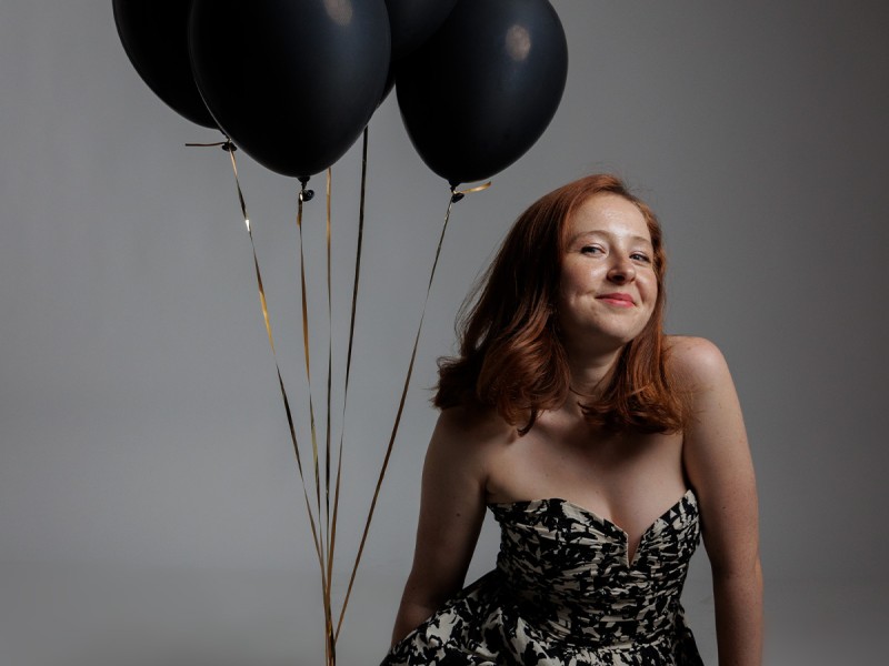 Birthday photo shoot with an anniversary theme in Bucharest