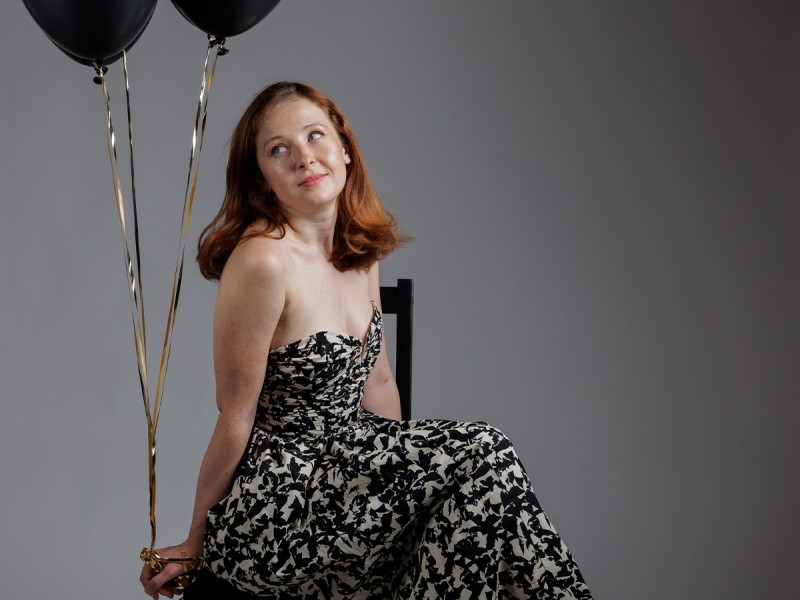 Birthday photo shoot with an anniversary theme in Bucharest
