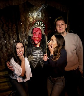 Evadeaza in 60 de minute din casa groazei - escape room wow in Bucuresti