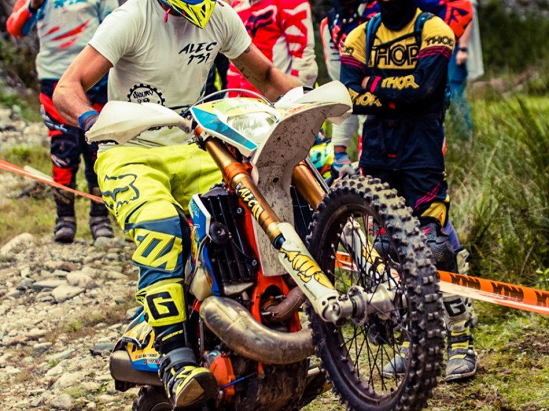 Alege sa te distrezi pe circuitele de enduro pentru adulti si copii in Ploiesti