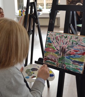 Personal development through art in Bucharest