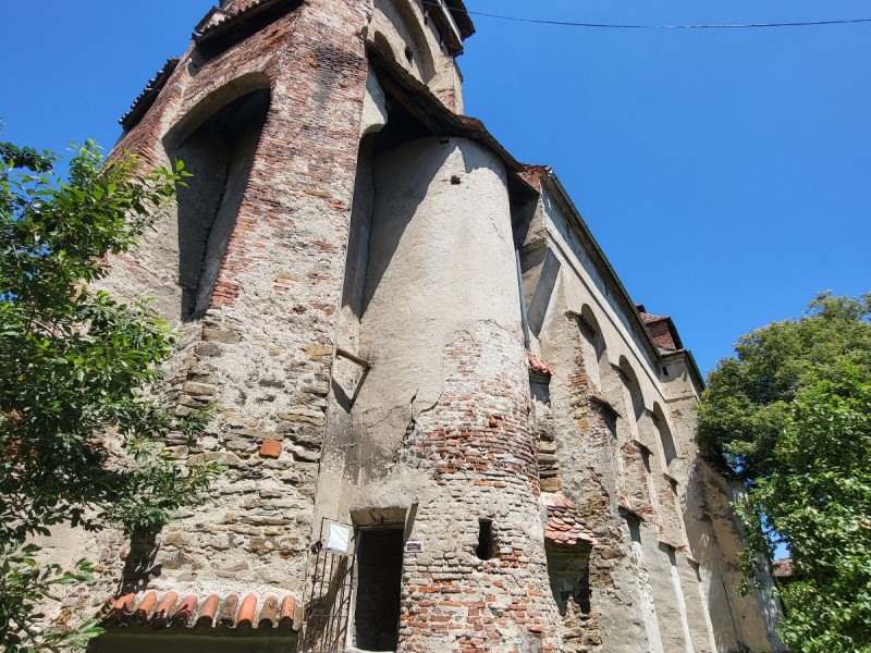 Tour of the Saxon fortified churches in Sibiu, one day, with lunch at a local guesthouse