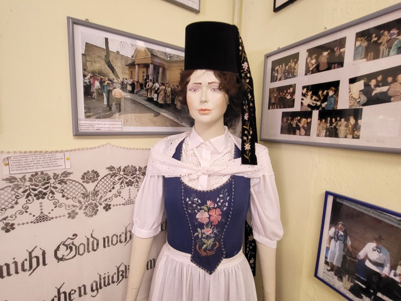 Turul bisericilor fortificate sasesti din Sibiu, o zi, cu masa la o pensiune locala