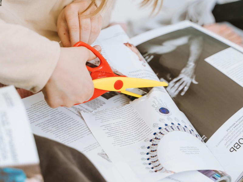Collage workshop, personal development in Bucharest