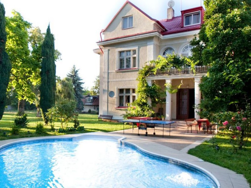 3 zile in Praga, pentru 2 persoane, cu mic dejun sau demipensiune, parcare auto Hotel Marie Luisa