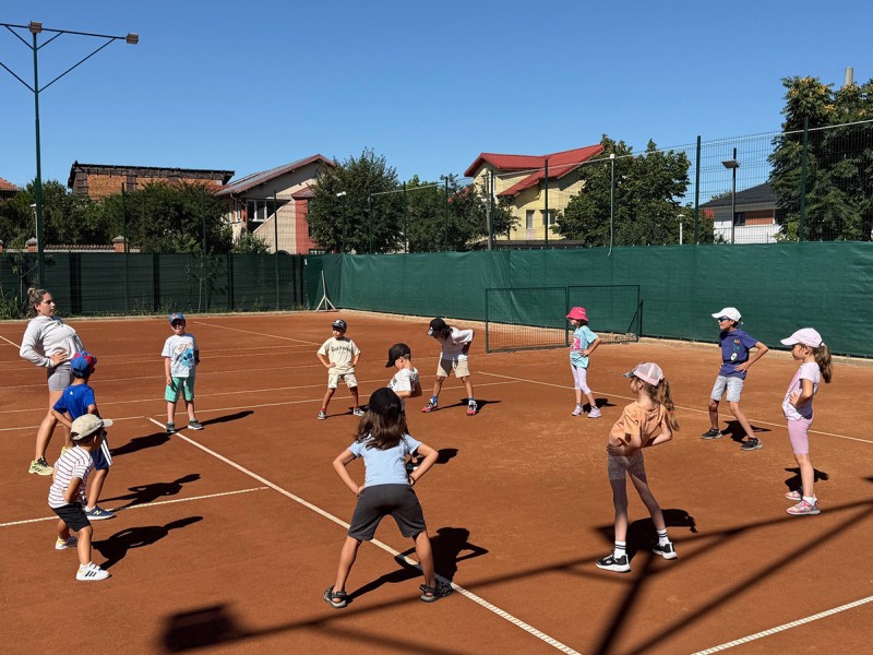 Tennis lessons for everyone in Bucharest
