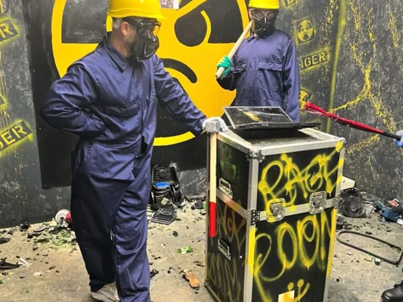 Hai sa spargem! Rage Room in Bucuresti