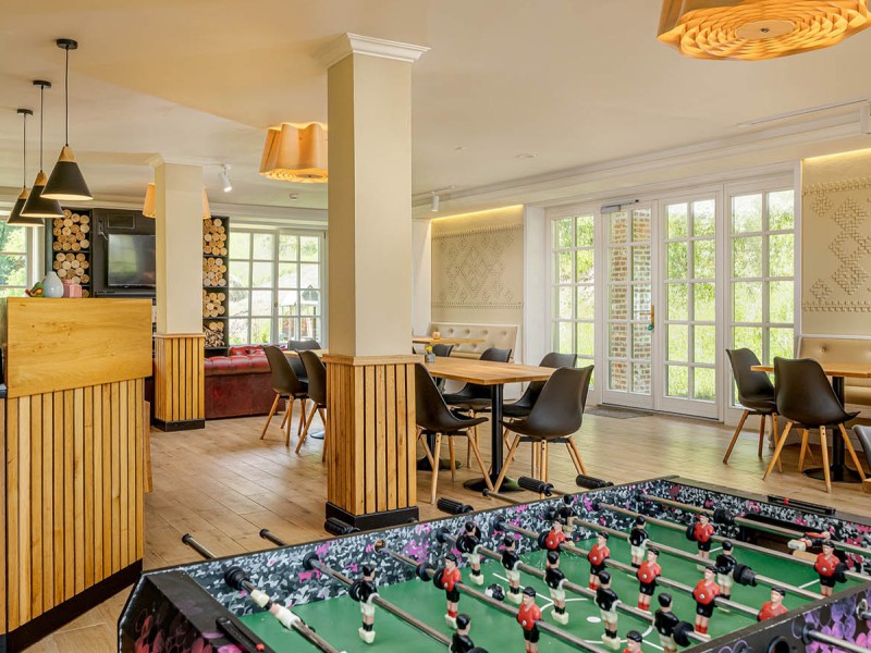 You have the entire villa at your disposal to relax with friends, in a dream location in Bran!