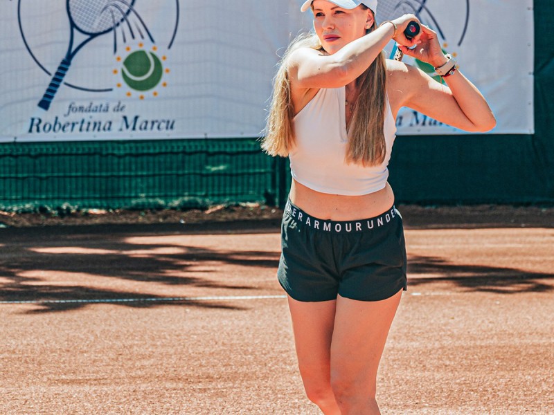 Rediscover movement-individual tennis lessons for adults, in Bucharest