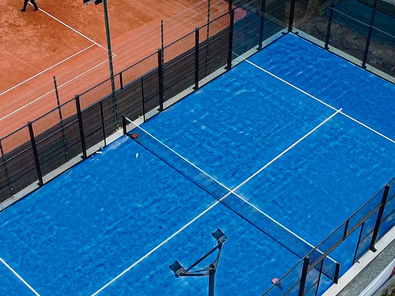 Joaca padel tenis in Bucuresti: abonament de 4 ore