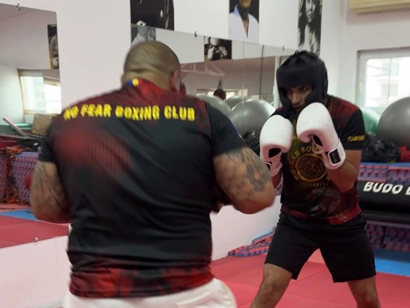 Control, Rhythm, and Precision - Boxing Training in Bucharest