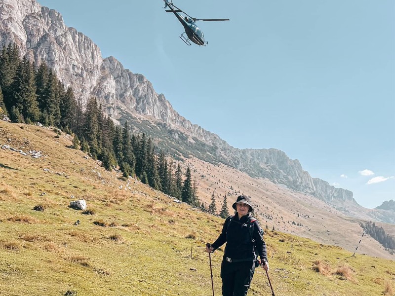 Aventura perfecta: zbor cu elicopterul, drumetie si picnic la inaltime, in Brasov
