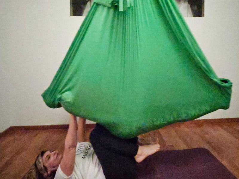 Deep relaxation - Zero gravity hammock massage, in Bucharest