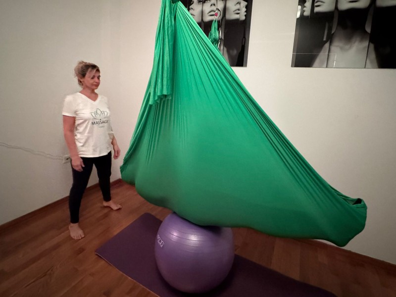 Deep relaxation - Zero gravity hammock massage, in Bucharest