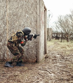 Airsoft for groups in Bucharest – Bring your friends and join the battle!