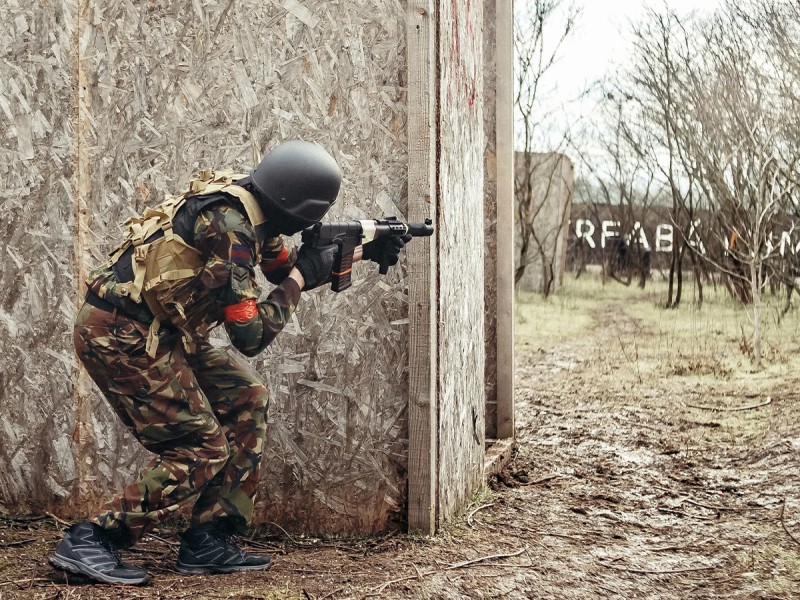 Airsoft for groups in Bucharest – Bring your friends and join the battle!