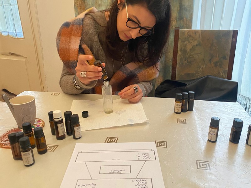 VIP perfume workshop: Create your own perfume from rare essences
