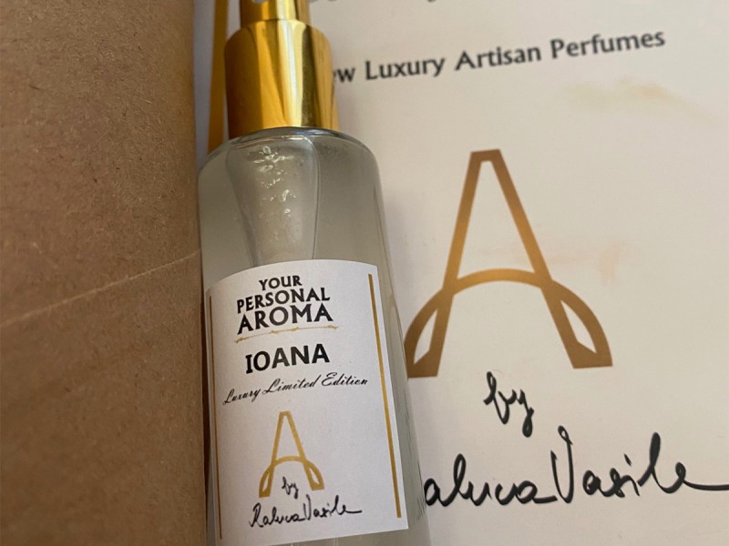 VIP perfume workshop: Create your own perfume from rare essences