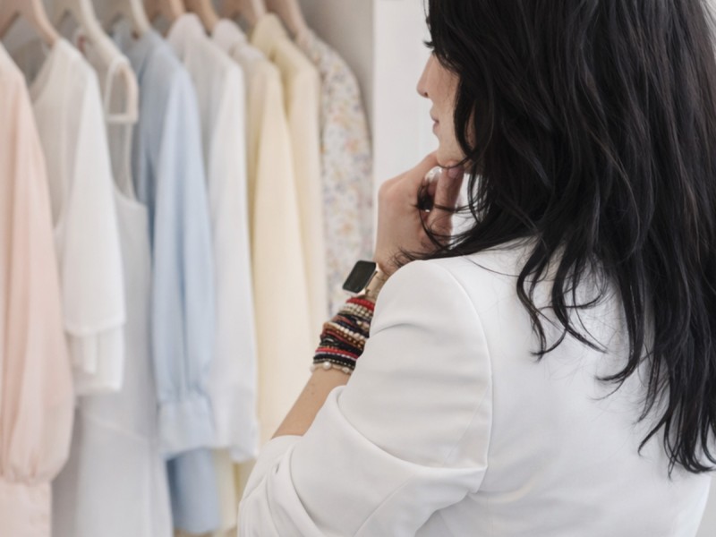Transform your wardrobe with professional style consulting, in Cluj