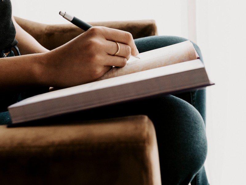 Jurnalul Tau Personalizat, in Brasov sau online - Creeaza, Elibereaza, Reconfigureaza