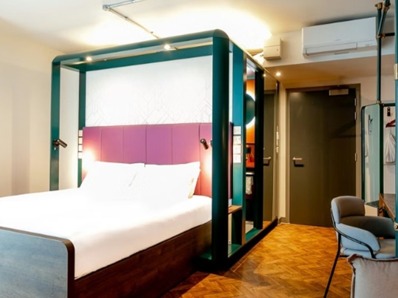 One Night Midweek City Break and Manchester City Stadium Tour for Two
